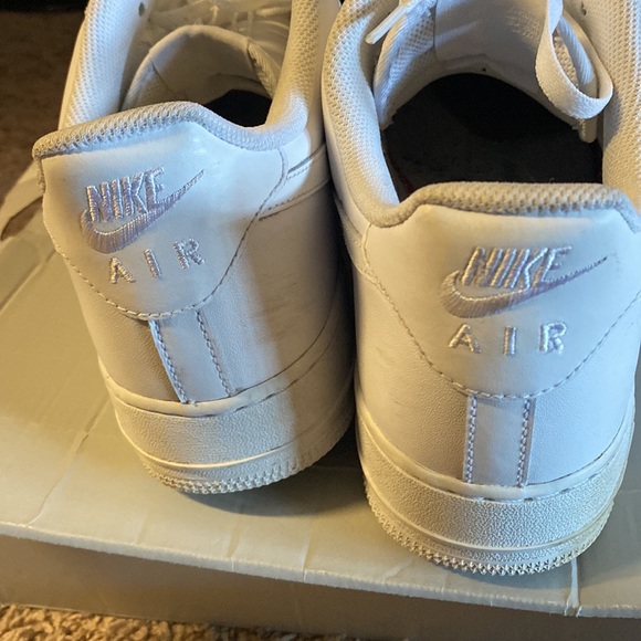 Nike Air Force 1 '07 White
Men's Shoes
Size M 13
Style CW2288-001 - Picture 4 of 5